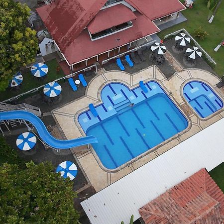 Finca Hotel Pinares 拉平塔达 外观 照片