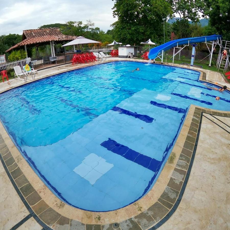 Finca Hotel Pinares 拉平塔达 外观 照片