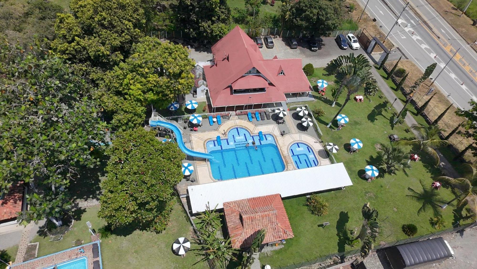 Finca Hotel Pinares 拉平塔达 外观 照片