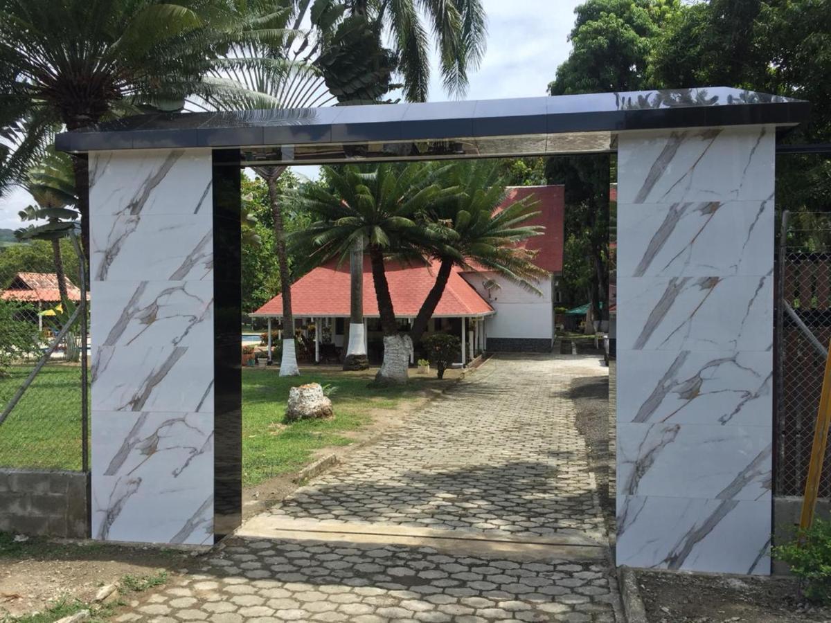 Finca Hotel Pinares 拉平塔达 外观 照片